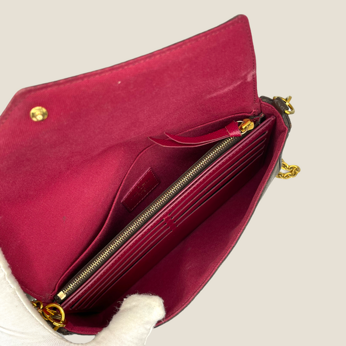 Louis Vuitton Félicie Pochette in Black Empreinte in 2023  Louis vuitton  felicie pochette, Pink louis vuitton bag, Louis vuitton clutch bag