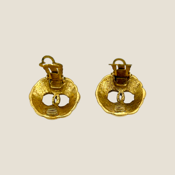 Vintage Chanel CC Logo Gold Plated Clip-on Earrings